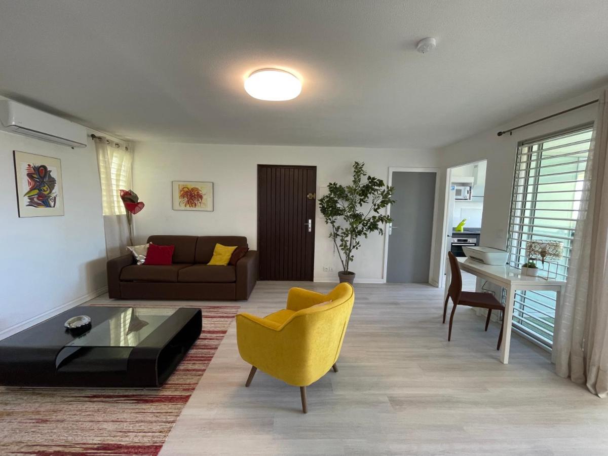 Apartamento Jarry Entre Chien Et Loup Baie-Mahault Exterior foto