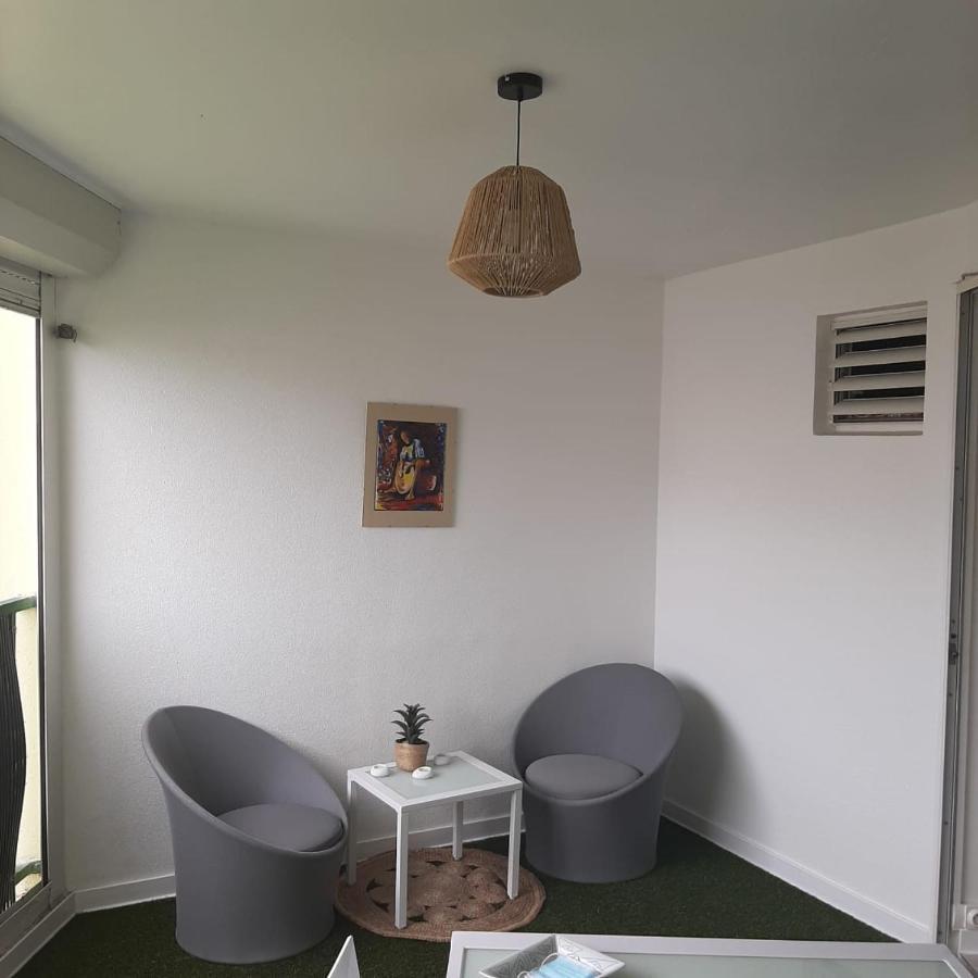 Apartamento Jarry Entre Chien Et Loup Baie-Mahault Exterior foto